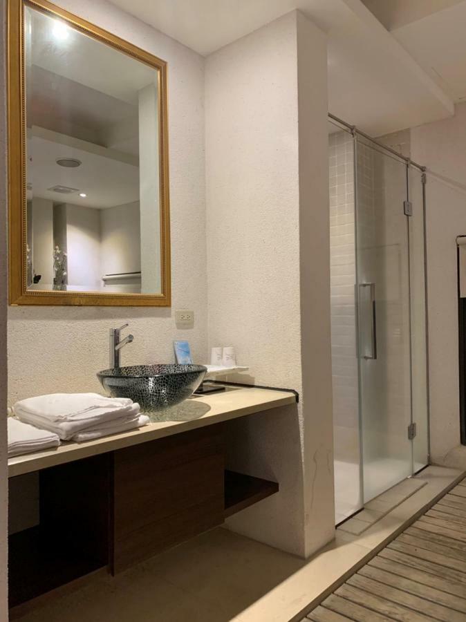 Li-Gin Motel Chiayi City Exterior foto