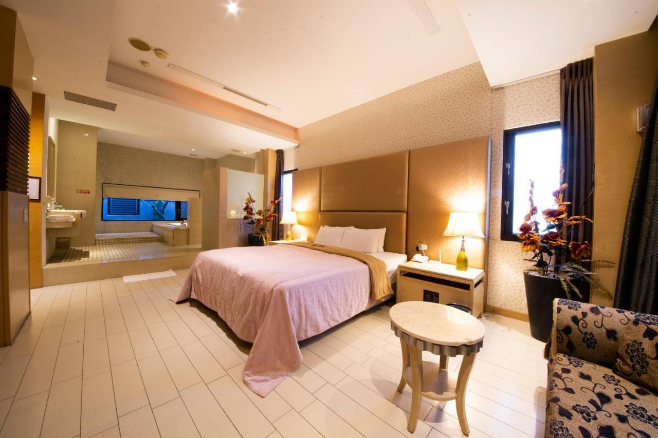 Li-Gin Motel Chiayi City Exterior foto