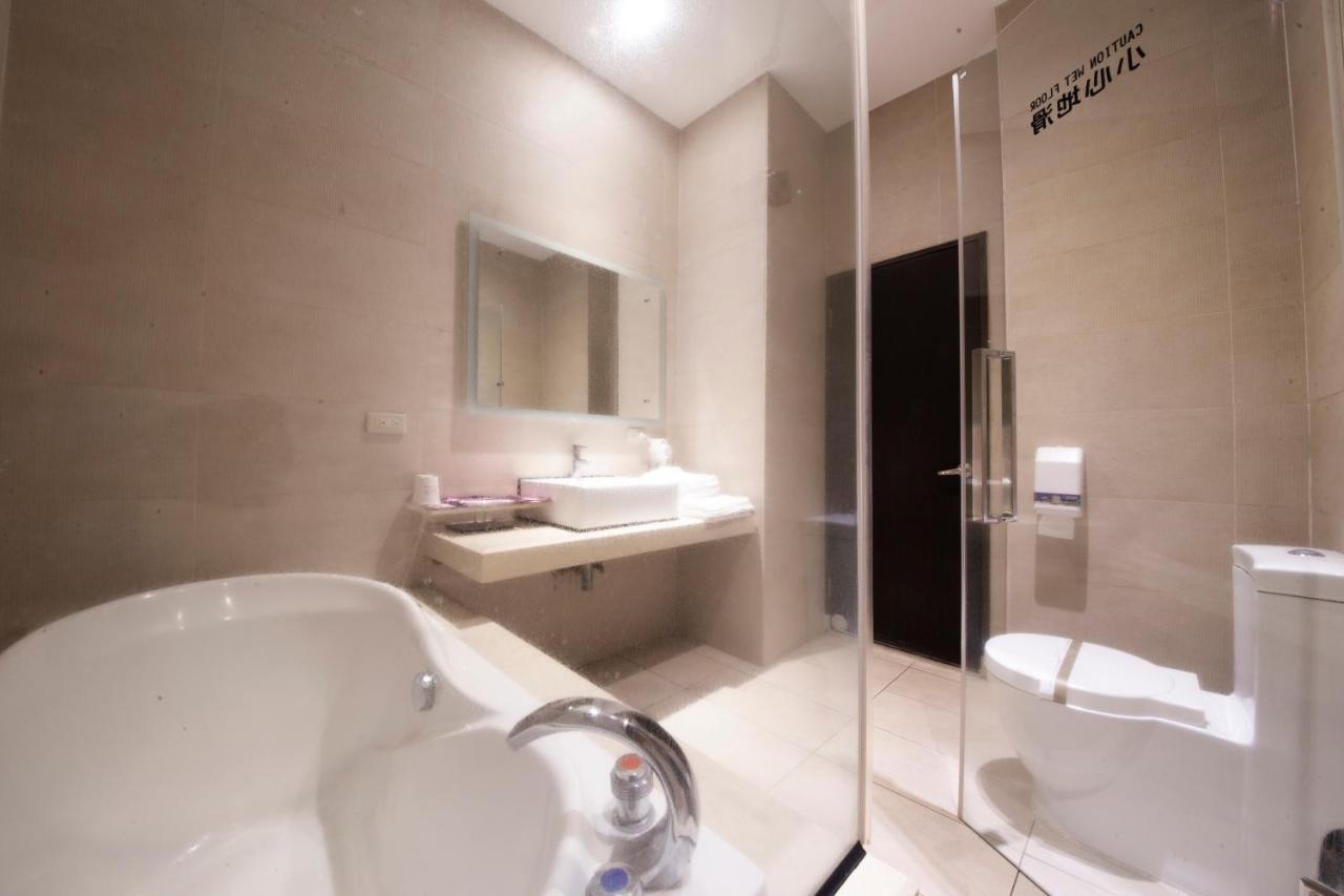 Li-Gin Motel Chiayi City Exterior foto